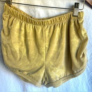 HONEY PUNCH gold M pull on elastic waist velvet shorts